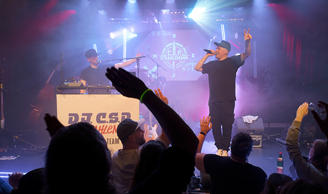 Rap-Battle zwischen MC Strahlemann und Delio Malär im Schmidtchen Theater